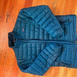 Patagonia kids XXL Teal Insulated Jacket